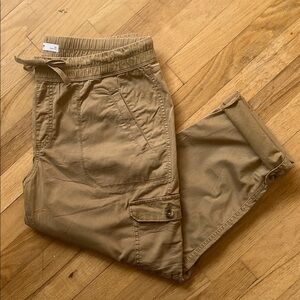 Sonoma Women’s Tan Cargo Capris - Drawstring Waist